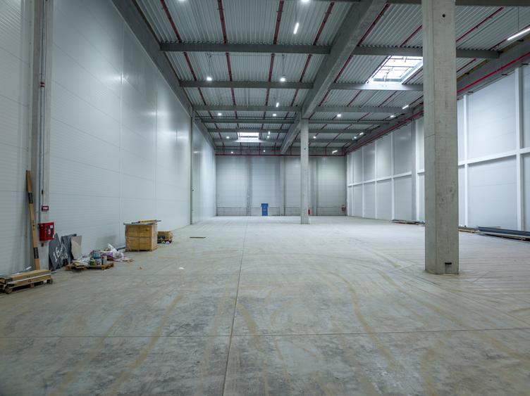 Spațiu industrial, de 27 mp, în Exterior Est