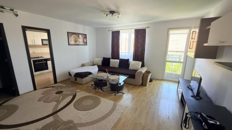 Apartament cu 2 camere semidecomandat în Calea Dumbrăvii