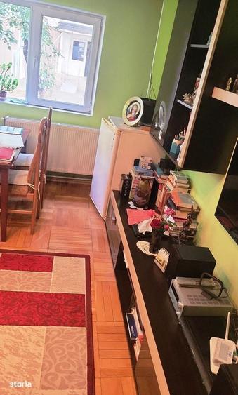 Apartament cu 3 camere decomandat în Micro 3