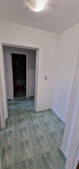 Apartament cu 2 camere decomandat în Brâncoveanu