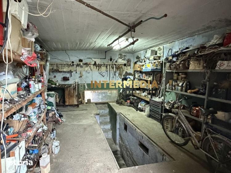 Casă cu 6 camere cu Teren 2709 Mp în Ighiu