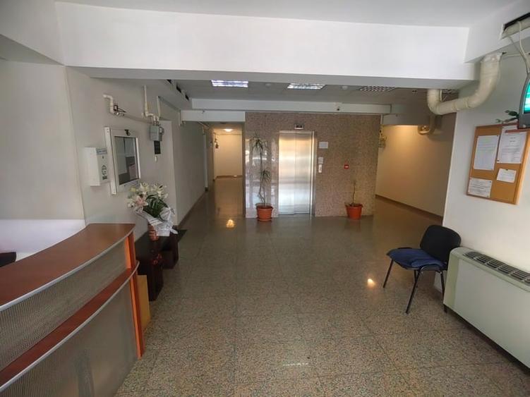 Garsonieră decomandată în Cișmigiu