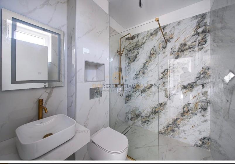 Casă individuală cu 4 camere cu Piscina în Central