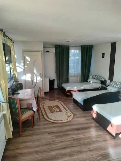 Casă cu Teren 1900 Mp în Glina