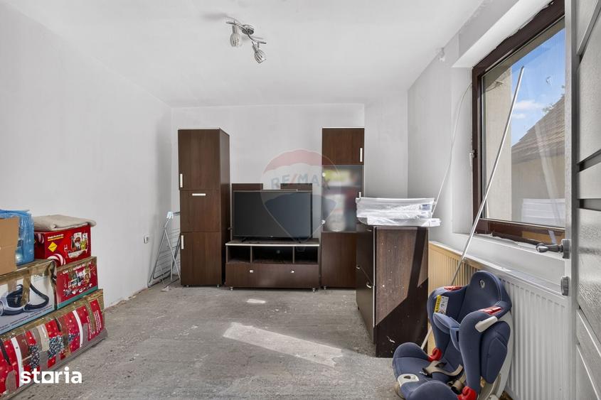 Casă cu 4 camere cu Teren 403 Mp în Central
