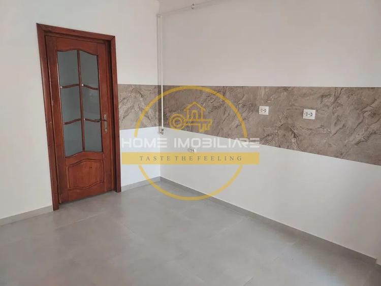 Apartament cu 3 camere decomandat în Păcurari
