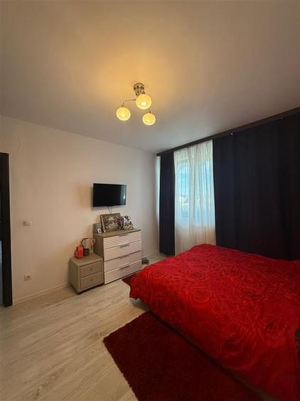 Apartament cu 2 camere semidecomandat în Aeroport
