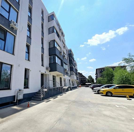 Apartament cu 4 camere decomandat în Dobroești