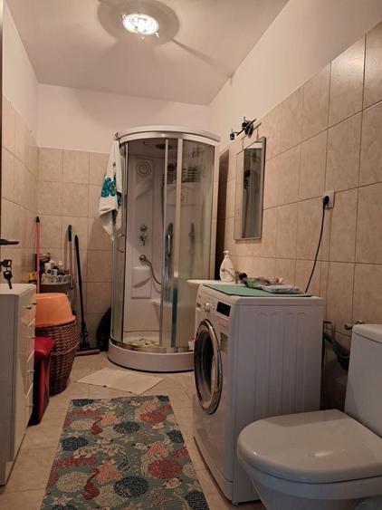 Apartament cu 2 camere decomandat în Florești
