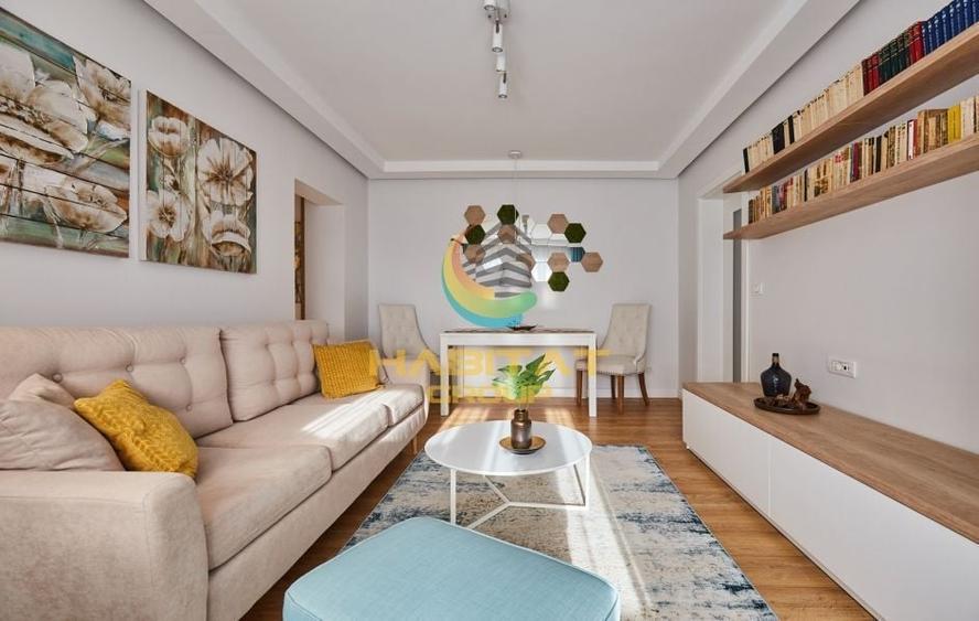 Apartament cu 4 camere semidecomandat în Berceni