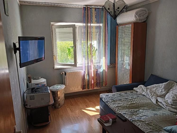 Apartament cu 3 camere decomandat în Militari