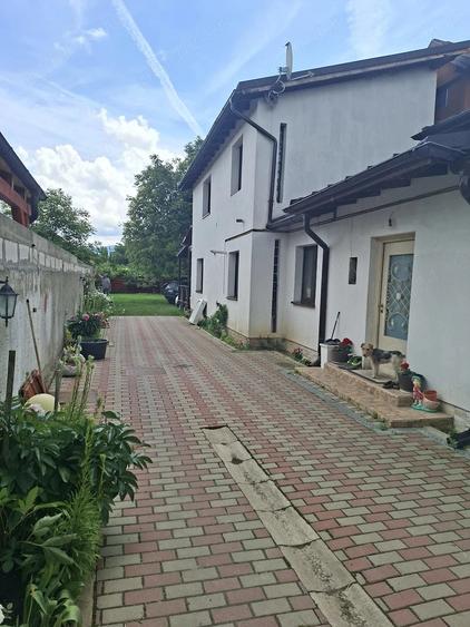 Casă cu 2 camere cu Teren 650 Mp în Vulcan