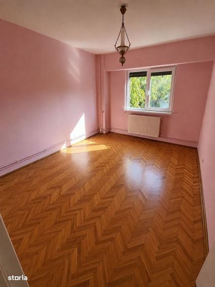 Apartament cu 3 camere în Vest