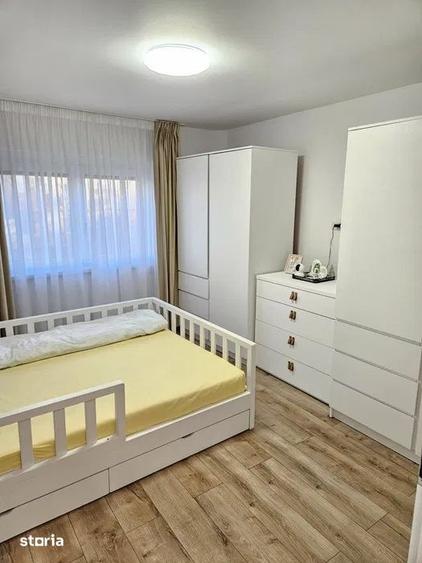Apartament cu 3 camere, mobilat în Central