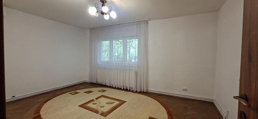 Apartament de inchirat cu 4 camere + garaj- Torontalului - 13