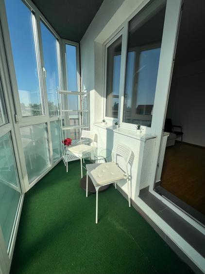 Apartament cu 3 camere semidecomandat în Giurgiului