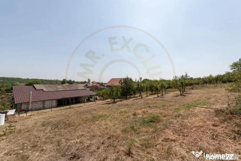 Casă cu 4 camere cu Teren 1252 Mp în Central