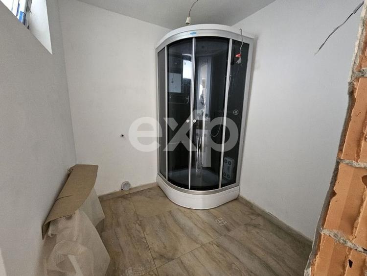 Casă individuală cu 5 camere cu Teren 420 Mp în Berceni
