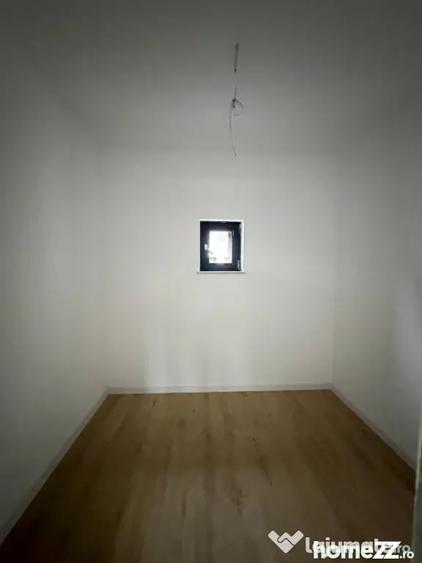 Casă cu 3 camere cu Teren 370 Mp în Central