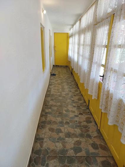 Casă cu 3 camere cu Teren 1000 Mp în Oteștii de Jos