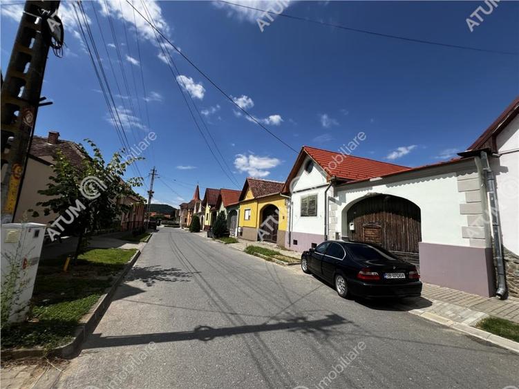 Casă cu 5 camere cu Teren 1400 Mp în Orlat