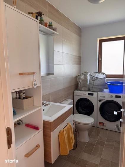 Casă cu 3 camere cu Teren 1200 Mp în Dumbrăvița