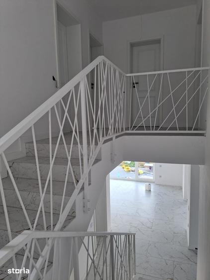 Casă cu 4 camere cu Teren 224 Mp în Oncea
