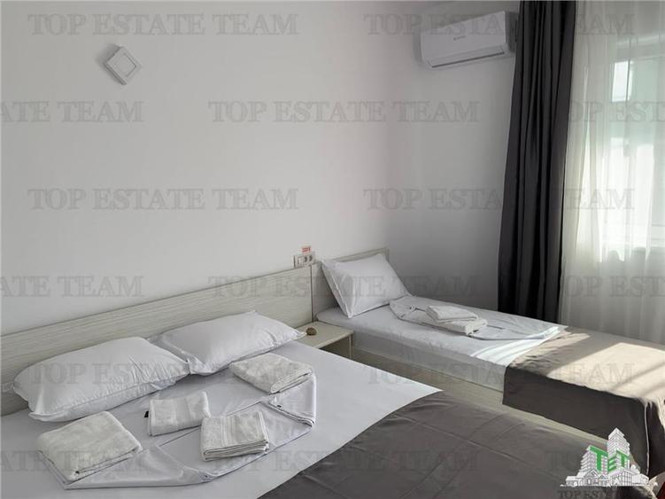 Casă individuală cu 17 camere cu Teren 796 Mp în Central