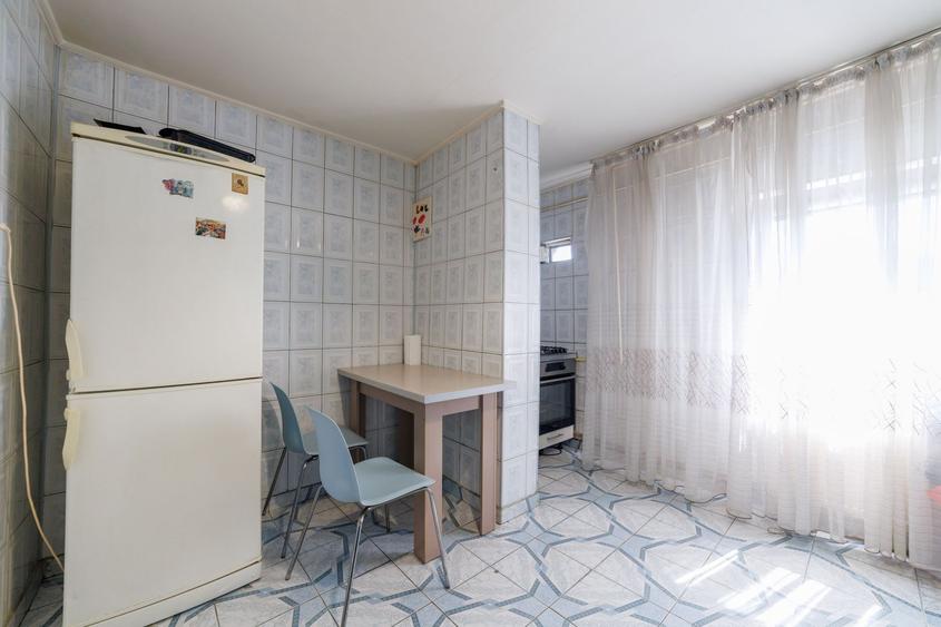 Apartament cu 2 camere semidecomandat în Prundu