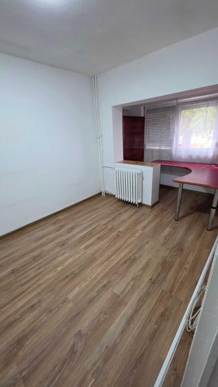 Apartament cu 2 camere semidecomandat în Iosia
