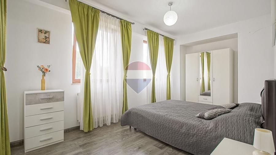 Apartament cu 2 camere semidecomandat, mobilat în Drumul Poienii