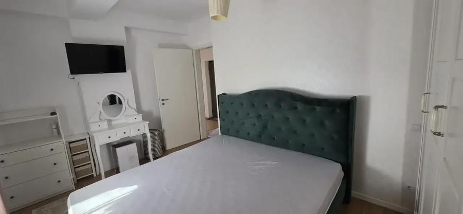 Apartament cu 2 camere decomandat, mobilat în Vest
