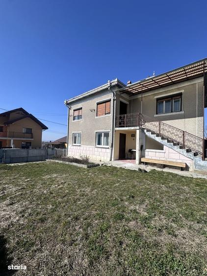 Casă cu 4 camere cu Teren 323 Mp în Feleacu
