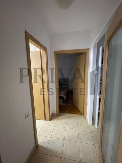 Apartament cu 2 camere decomandat, mobilat în Medicină