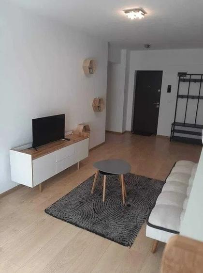 Apartament cu 2 camere semidecomandat, mobilat în Popas Păcurari
