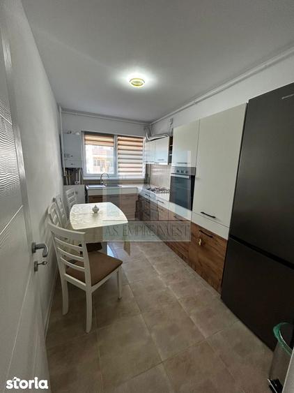Apartament cu 2 camere decomandat, mobilat în Sânpetru