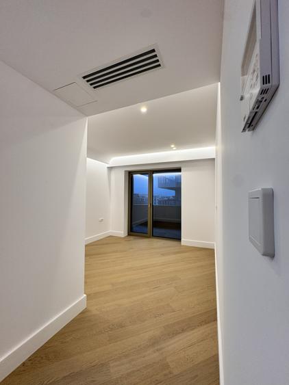 Apartament cu 3 camere decomandat în Voluntari