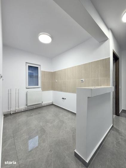 Casă cu 4 camere cu Teren 180 Mp în Central