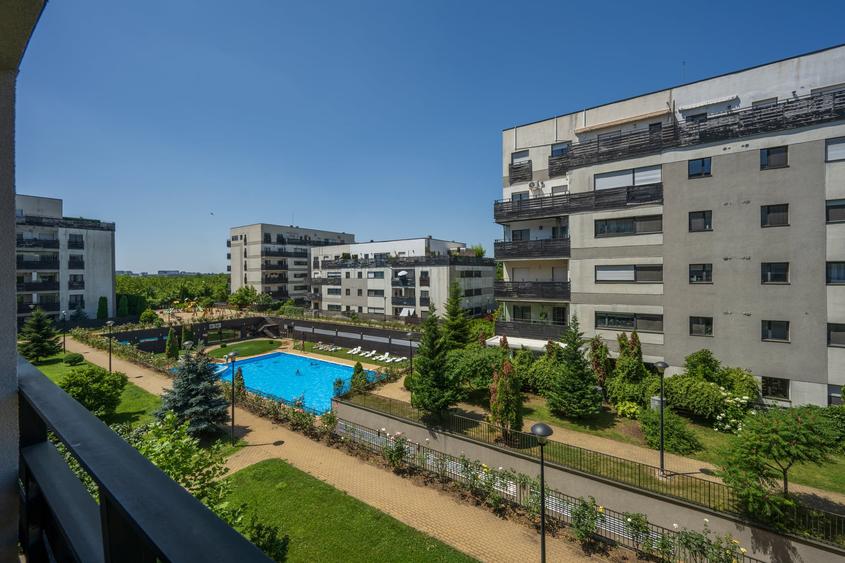 Apartament cu 3 camere decomandat în Băneasa