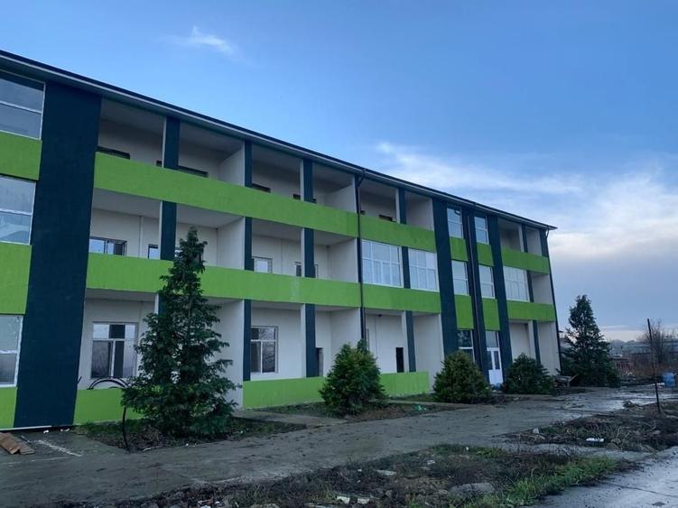 Spațiu comercial, de 1,386 mp, în Exterior Vest
