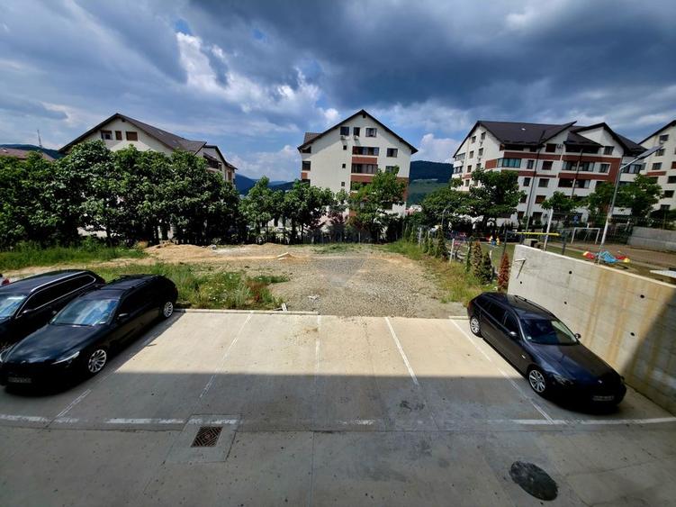 Apartament cu 2 camere decomandat, mobilat în Calea Romanului