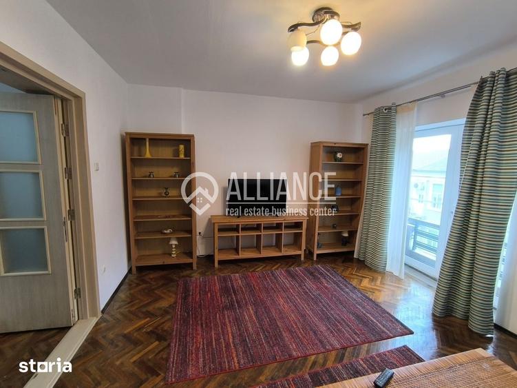 Apartament cu 3 camere semidecomandat, mobilat în Central