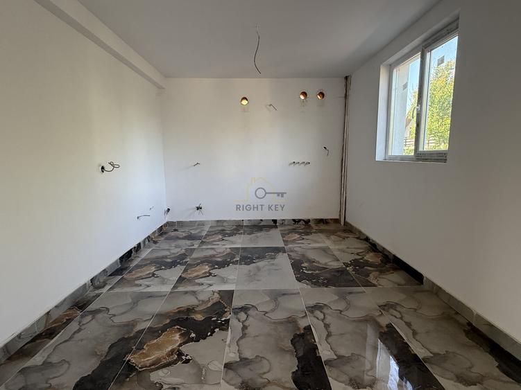 Casă individuală cu 4 camere cu Canalizare în Clinceni