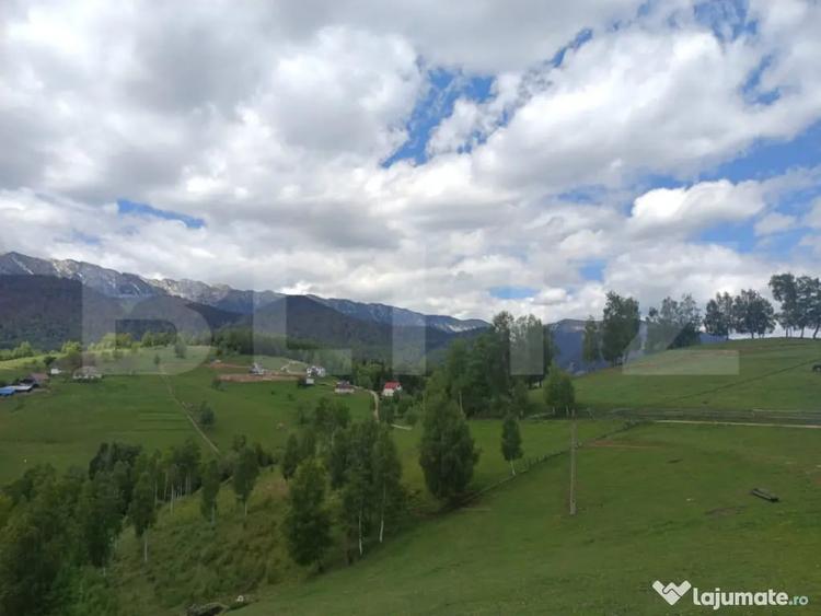 Casă cu 1 camere cu Teren 1093 Mp în Peștera