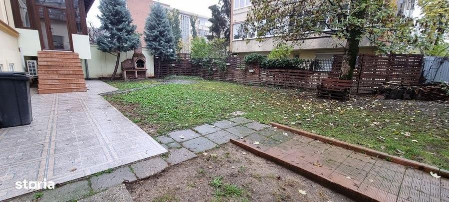 Apartament cu 3 camere în Podgoria