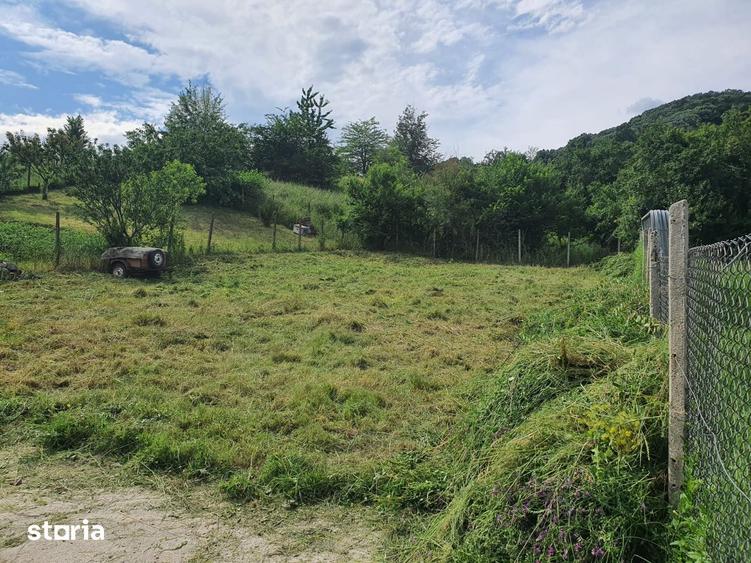 Teren in Troianu 428 mp, utilita?i la poarta, la 5 minute de centru - 11