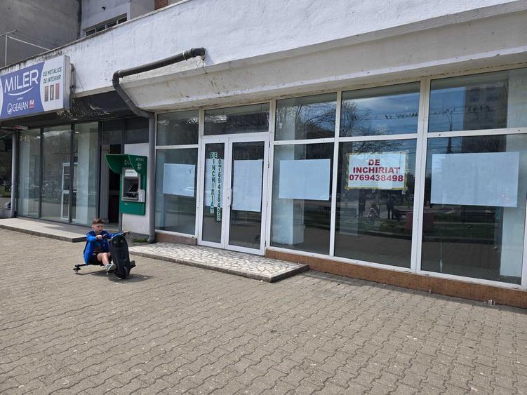 Spațiu comercial, de 125 mp, în Tineretului