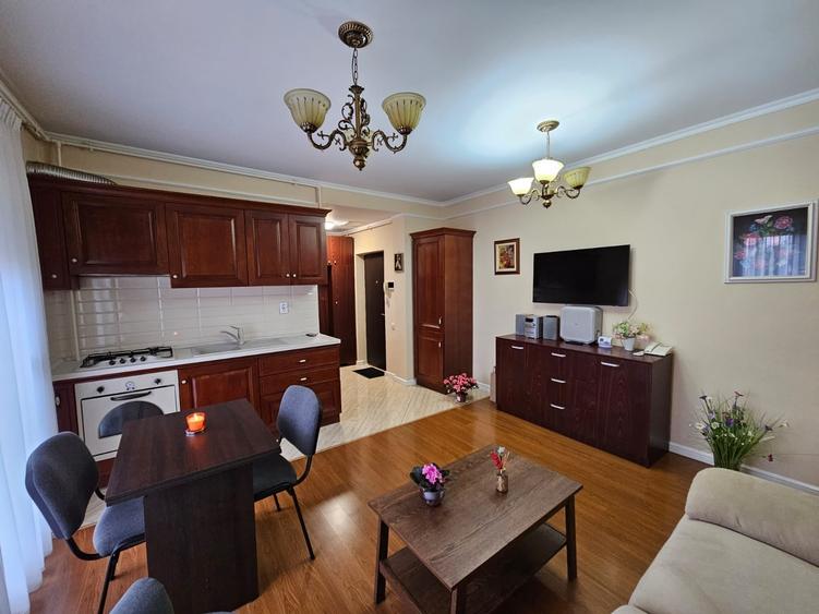 Apartament cu 3 camere în Ultracentral
