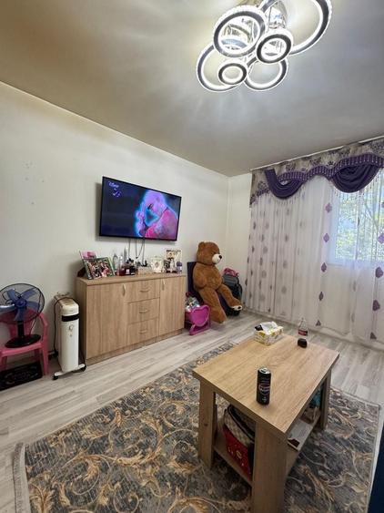 Apartament cu 2 camere decomandat, mobilat în Apărătorii Patriei