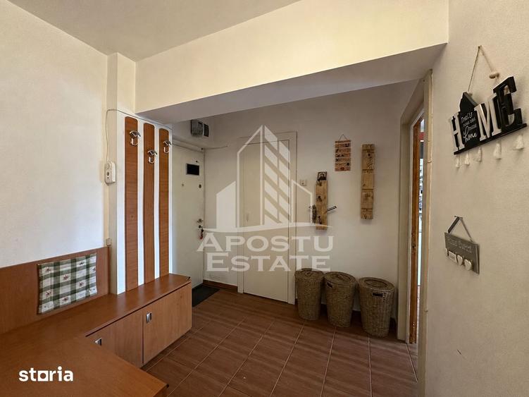Apartament cu 2 camere, mobilat în Micălaca